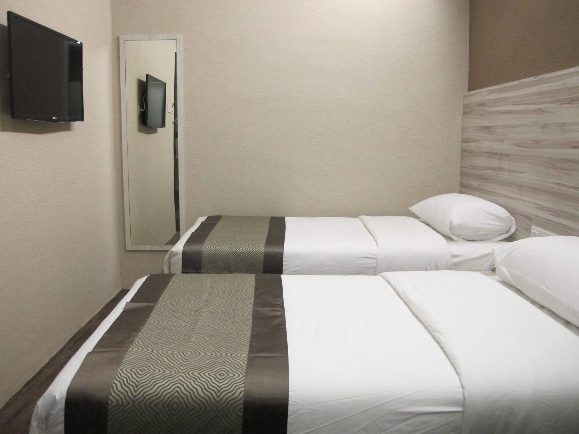 Hotel Austin Paradise - Taman Pulai Utama Skudai Exteriör bild