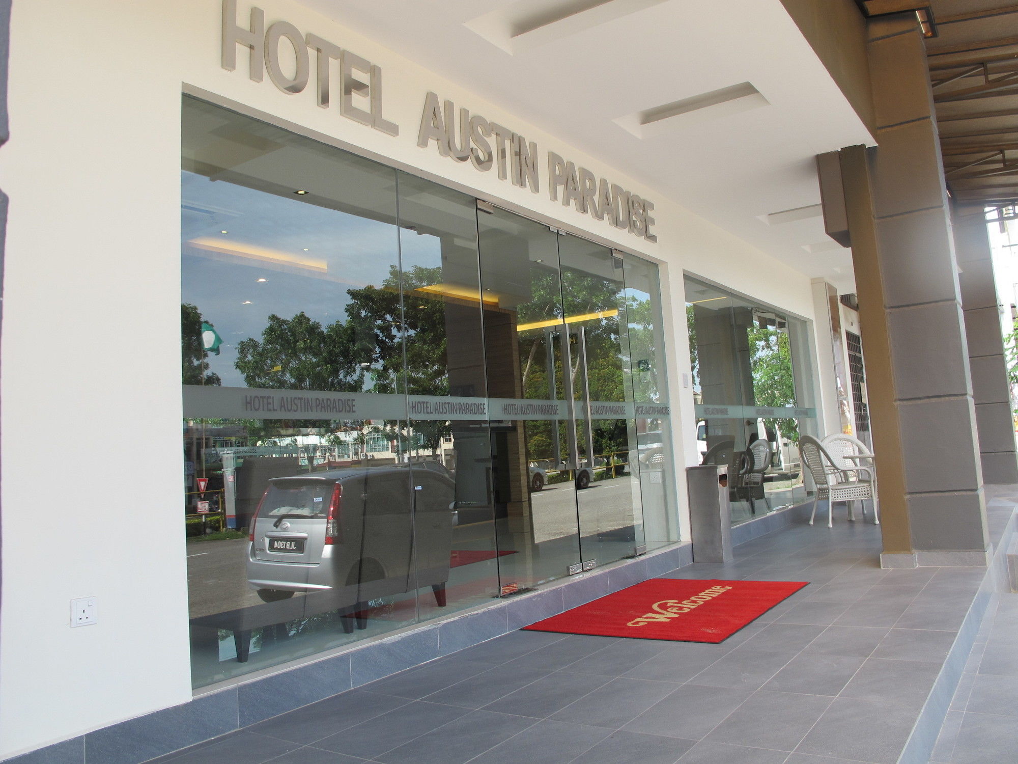Hotel Austin Paradise - Taman Pulai Utama Skudai Exteriör bild